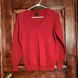 Women’s Worthington Red V-neck Long sleeved Sweater Size S